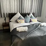 Apartament Anna9 - & Family Home, Parken, Netflix, Boxspringbett, Nahe Legoland Ichenhausen