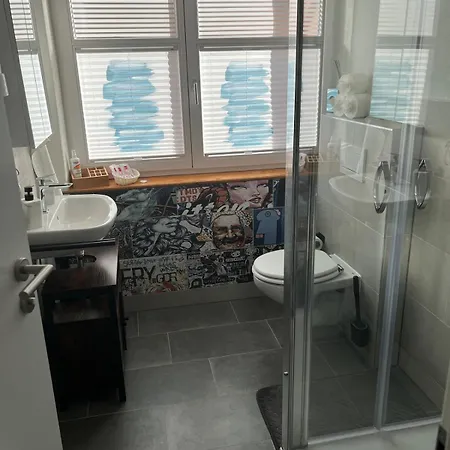 Anna9 Bei Legoland Parkplatz Boxspringbett Netflix Kinderspielplatz Nur 8 Min Zum Legoland Ichenhausen