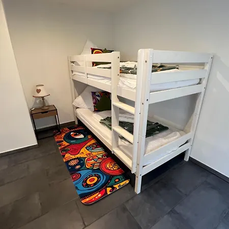 Anna9 Bei Legoland Parkplatz Boxspringbett Netflix Kinderspielplatz Nur 8 Min Zum Legoland * Ichenhausen